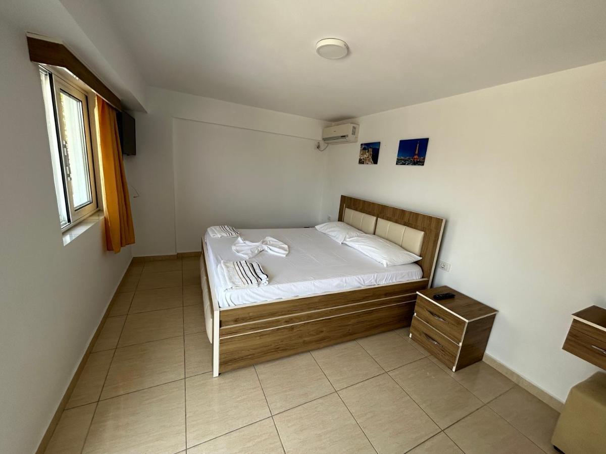 Eri Rooms Sarandë 외부 사진
