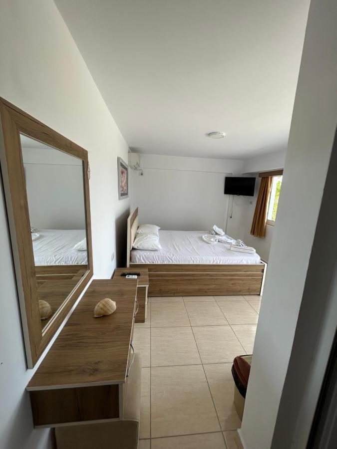 Eri Rooms Sarandë 외부 사진