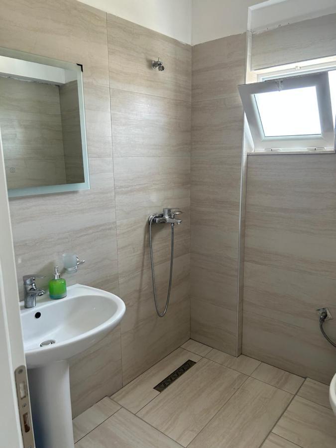 Eri Rooms Sarandë 외부 사진