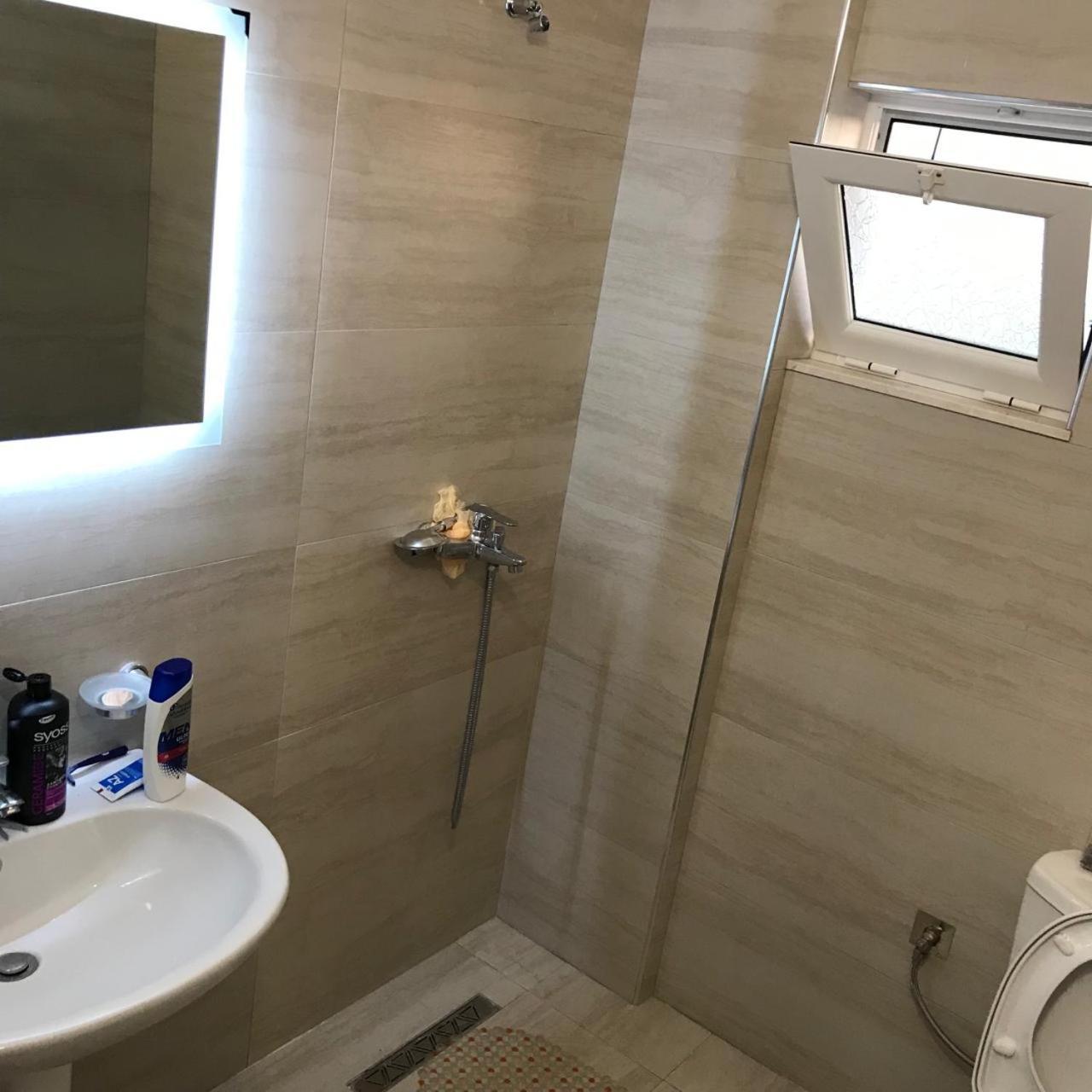 Eri Rooms Sarandë 외부 사진